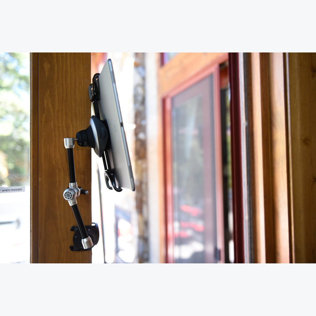 Lynx 360 kit with Bridge 360, Spider, and Clamp mounted to a pole