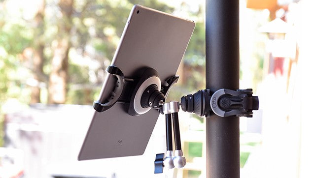 Bridge 360 curated 06: pole / clamp use case (b360-curated-06-mount-use.jpg)